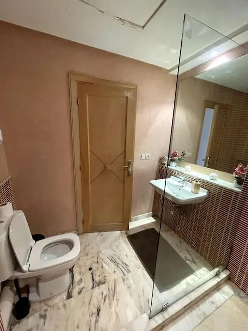 Late&Early Flight Cozy Apartment نواصير